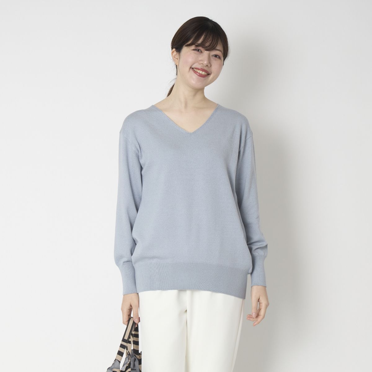 DRESS HERSELF/シルクコットンVネックニット